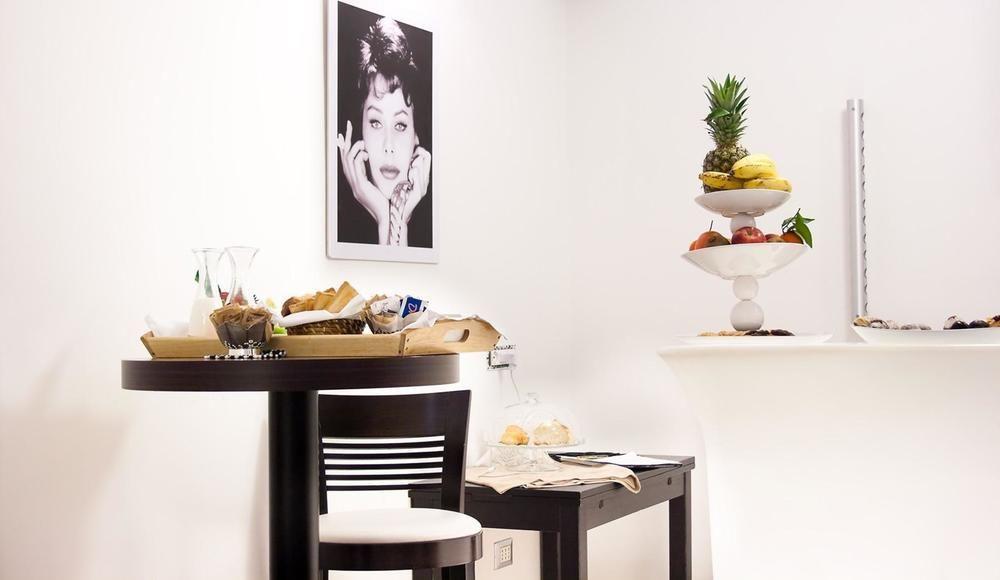 Plebiscito Apartment เนเปิลส์ ภายนอก รูปภาพ