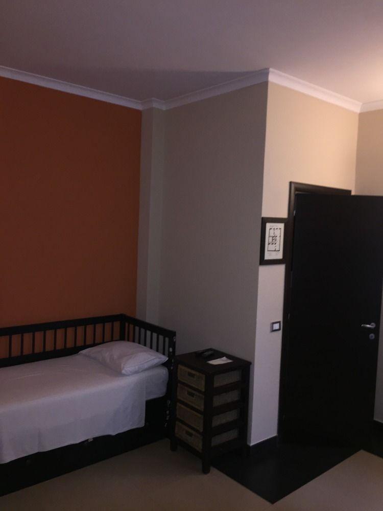 Plebiscito Apartment เนเปิลส์ ภายนอก รูปภาพ