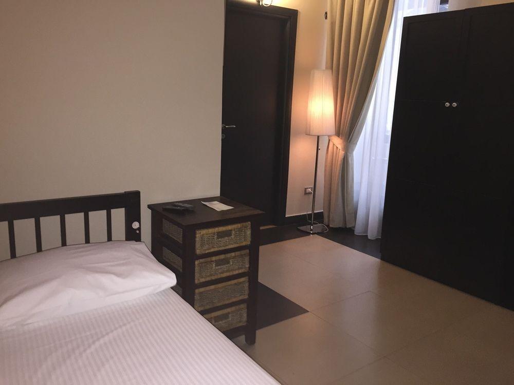 Plebiscito Apartment เนเปิลส์ ภายนอก รูปภาพ
