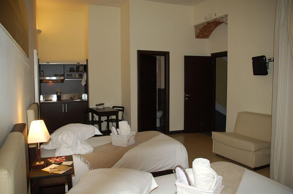Plebiscito Apartment เนเปิลส์ ภายนอก รูปภาพ