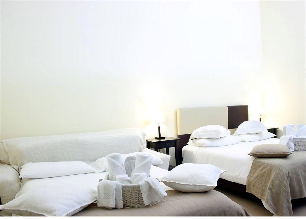 Plebiscito Apartment เนเปิลส์ ภายนอก รูปภาพ